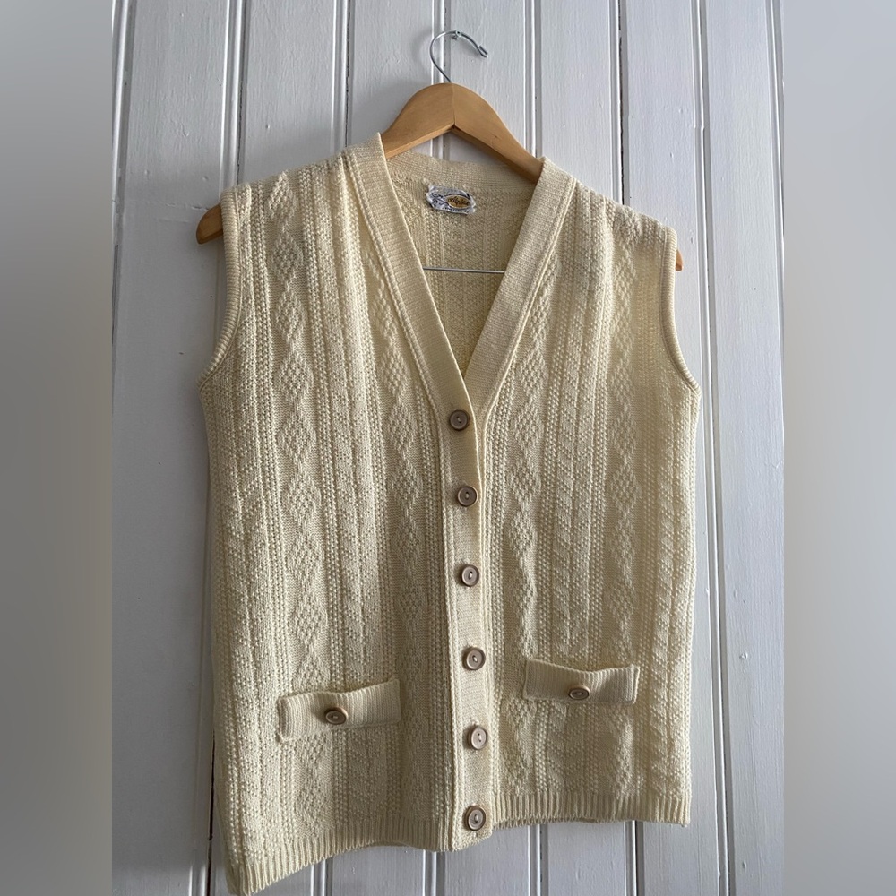 VINTAGE ALPINE KNITTERS 70s fine knit sweater vest neutral ivory size small
